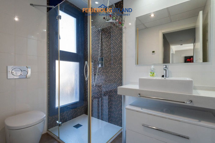 Image No.14-2 Bed Apartment for sale