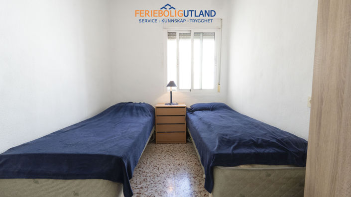 Image No.17-3 Bed Townhouse for sale