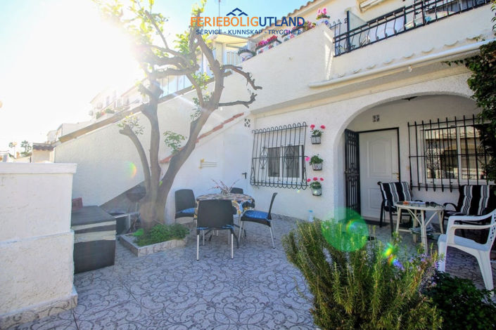 Image No.2-Appartement de 1 chambre à vendre à Torrevieja