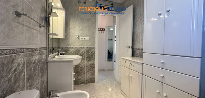 Image No.43-3 Bed Villa for sale