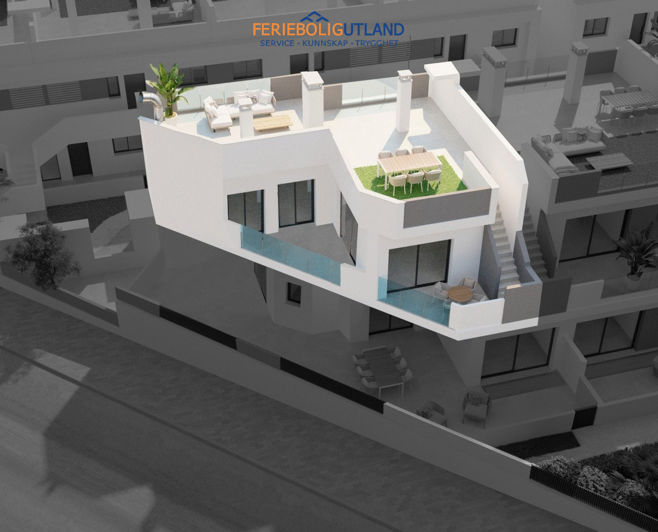 Image No.26-2 Bed Townhouse for sale