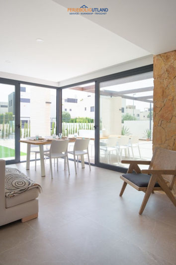 Image No.14-4 Bed Villa for sale