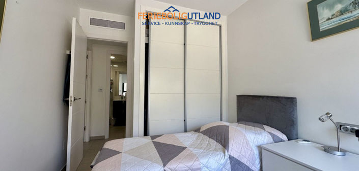 Image No.11-Appartement de 3 chambres à vendre à Punta Prima