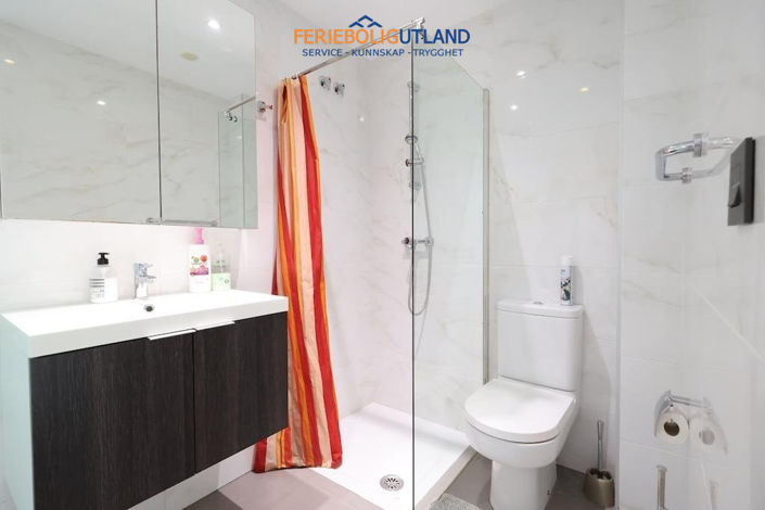 Image No.14-2 Bed Bungalow for sale