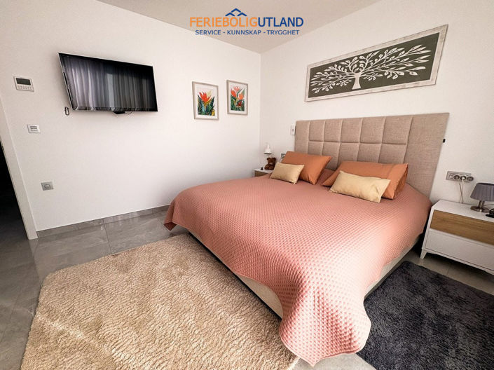 Image No.20-3 Bed Villa for sale