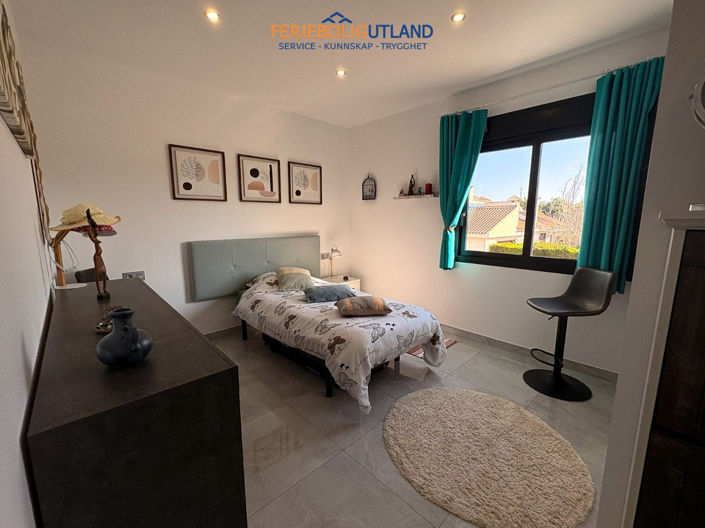 Image No.27-3 Bed Villa for sale