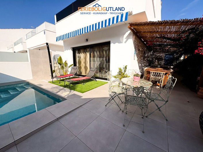 Image No.5-3 Bed Villa for sale