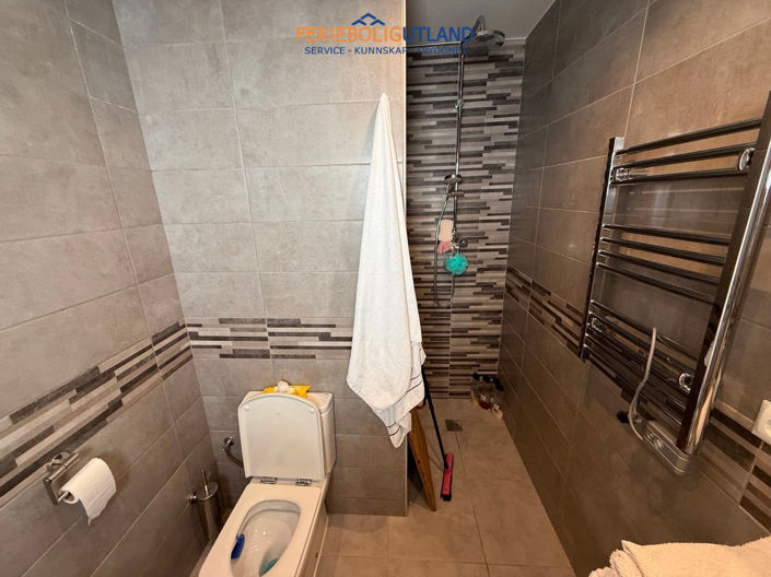 Image No.16-2 Bed Villa for sale