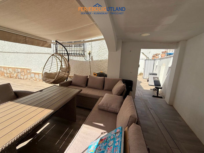 Image No.25-2 Bed Villa for sale