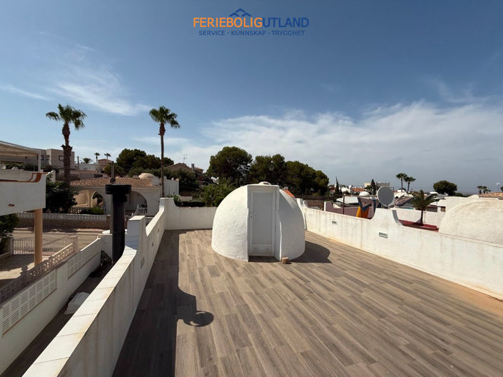 Image No.26-2 Bed Villa for sale