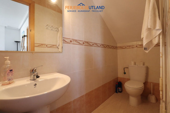 Image No.8-3 Bed Quad for sale