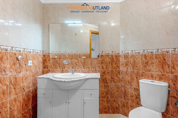 Image No.15-3 Bed Apartment for sale