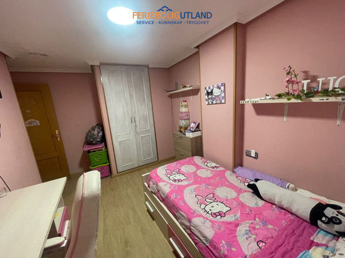 Image No.12-4 Bed Apartment for sale