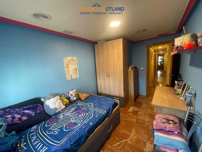 Image No.16-4 Bed Apartment for sale