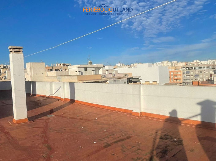 Image No.24-4 Bed Apartment for sale