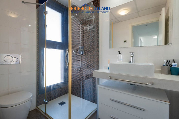 Image No.15-2 Bed Apartment for sale