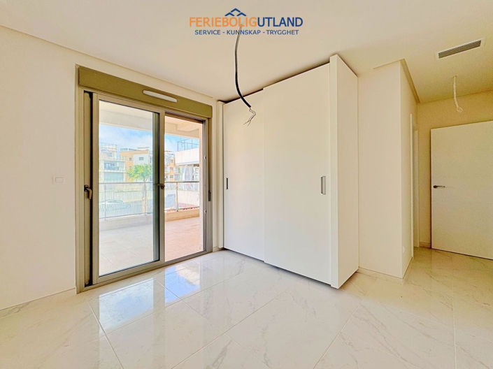 Image No.14-2 Bed Apartment for sale