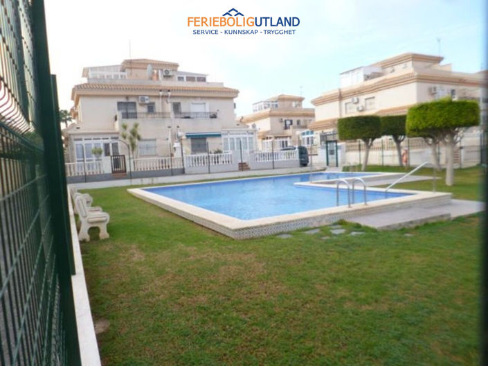 Image No.2-Villa de 3 chambres à vendre à Playa Flamenca