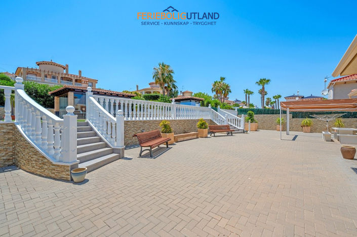 Image No.14-Villa de 4 chambres à vendre à Alicante