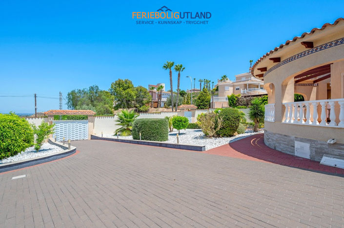 Image No.17-Villa de 4 chambres à vendre à Alicante