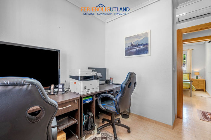 Image No.37-Villa de 4 chambres à vendre à Alicante