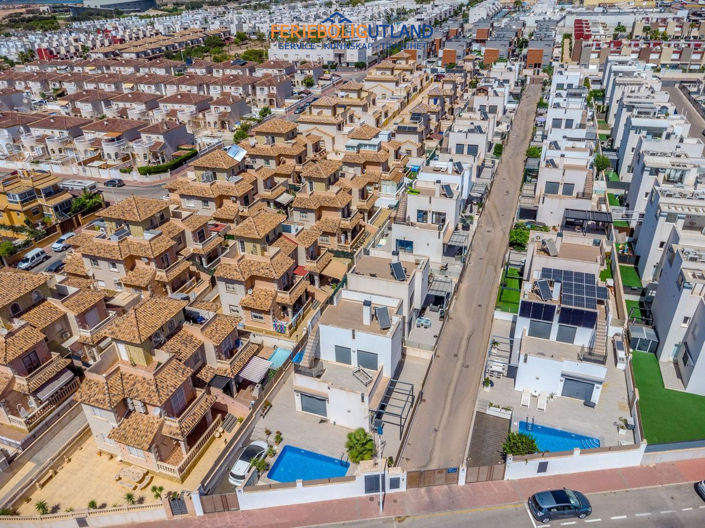 Image No.42-Villa de 5 chambres à vendre à Alicante