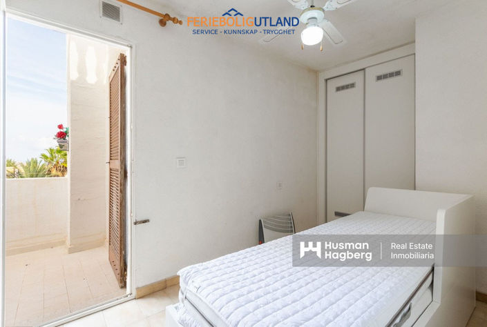 Image No.15-2 Bed Townhouse for sale