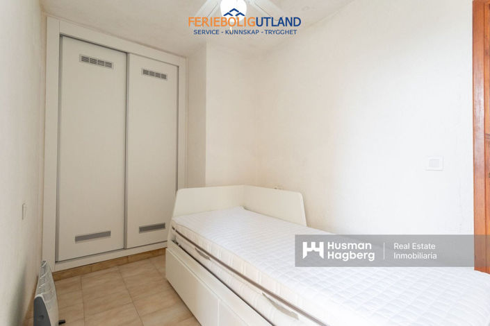 Image No.16-2 Bed Townhouse for sale