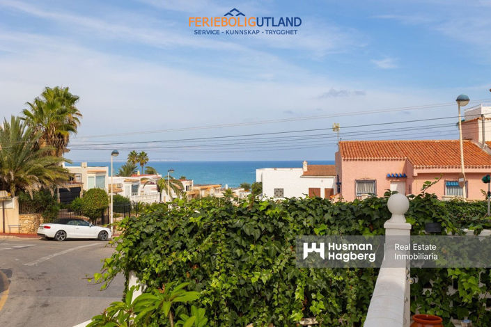 Image No.19-2 Bed Townhouse for sale