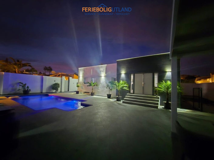 Image No.3-5 Bed Villa for sale