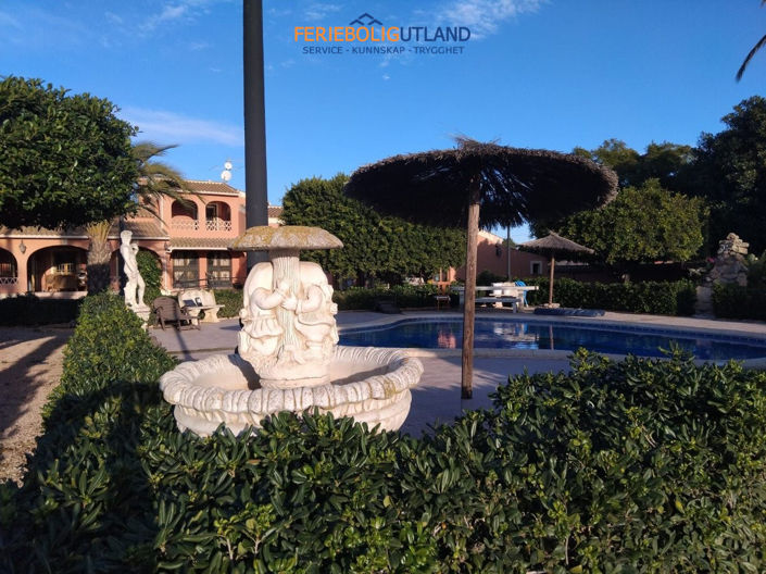 Image No.26-5 Bed Villa for sale