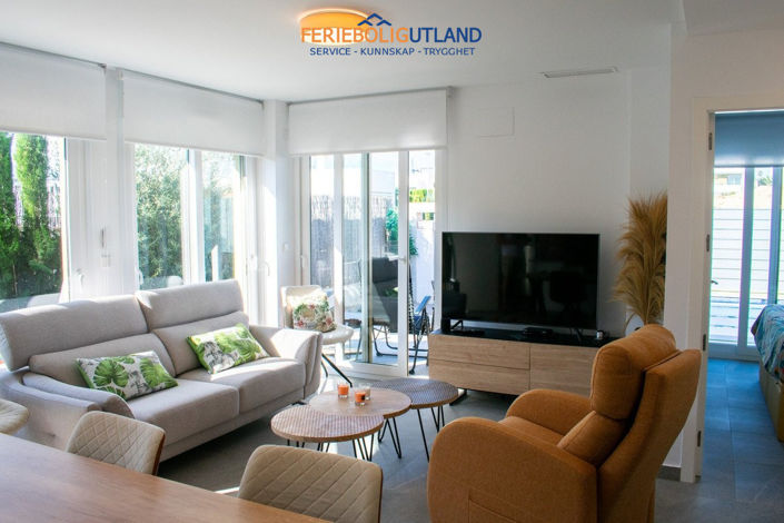 Image No.9-3 Bed Villa for sale