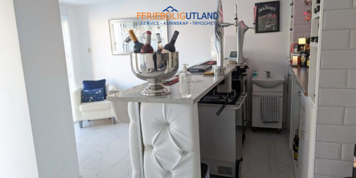 Image No.11-3 Bed Villa for sale