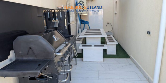 Image No.8-3 Bed Villa for sale