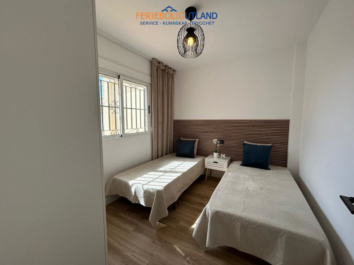 Image No.16-3 Bed Townhouse for sale