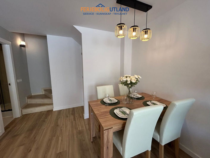 Image No.34-3 Bed Townhouse for sale