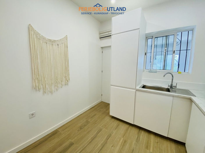 Image No.32-2 Bed Bungalow for sale