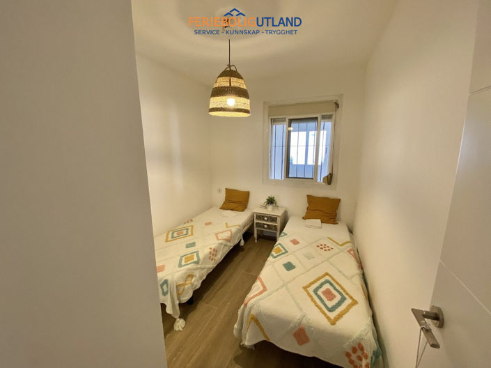 Image No.8-2 Bed Bungalow for sale