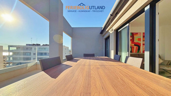 Image No.10-3 Bed Apartment for sale