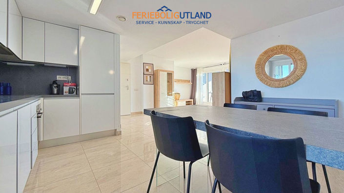 Image No.25-3 Bed Apartment for sale