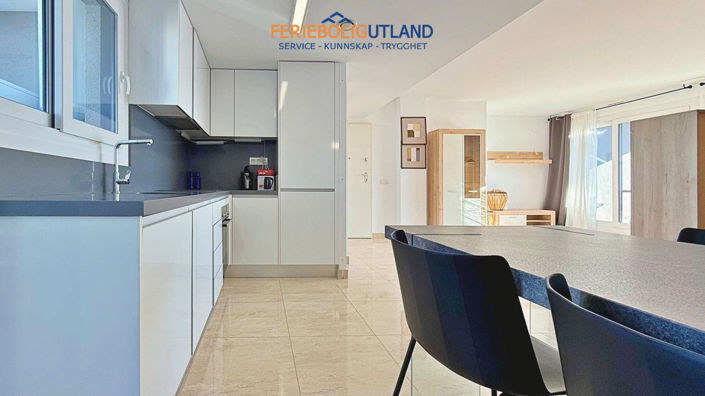 Image No.26-3 Bed Apartment for sale