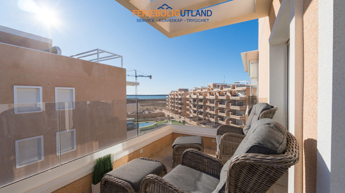 Image No.24-3 Bed Apartment for sale