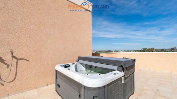 Image No.35-3 Bed Apartment for sale