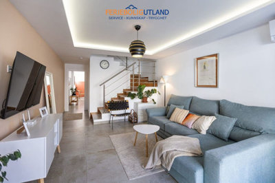 1 - Alicante, Townhouse