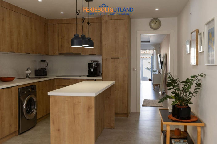 Image No.12-3 Bed Townhouse for sale