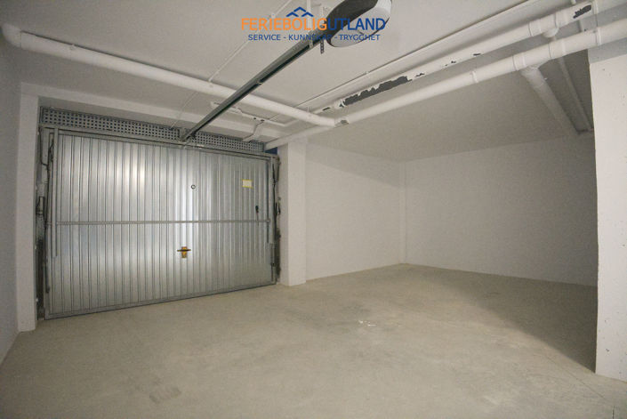 Image No.41-4 Bed Townhouse for sale