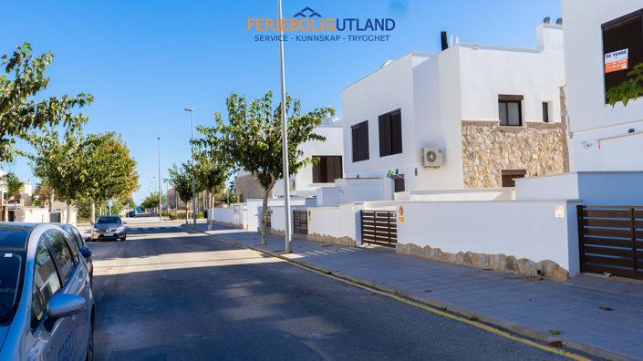 Image No.33-3 Bed Apartment for sale