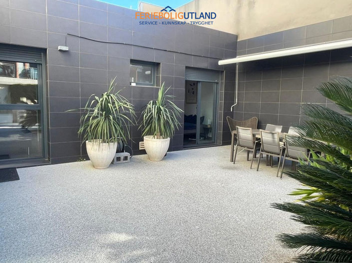 Image No.3-3 Bed Villa for sale