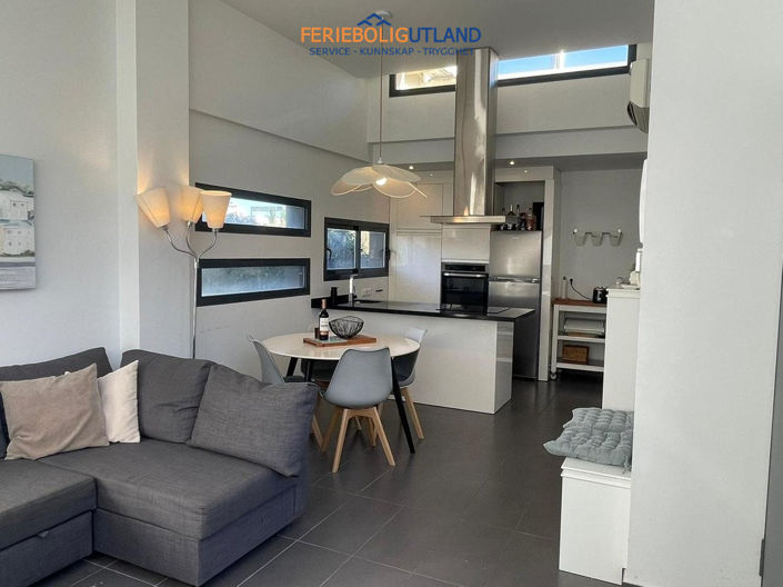 Image No.4-3 Bed Villa for sale