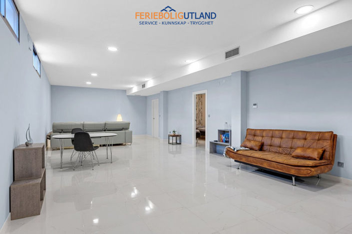 Image No.19-Villa de 5 chambres à vendre à Villamartin